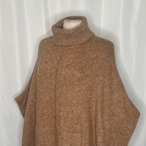 J. CREW Relaxed Turtleneck Poncho Sweater Merino Wool Alpaca Pocket Small Medium - Picture 7 of 15